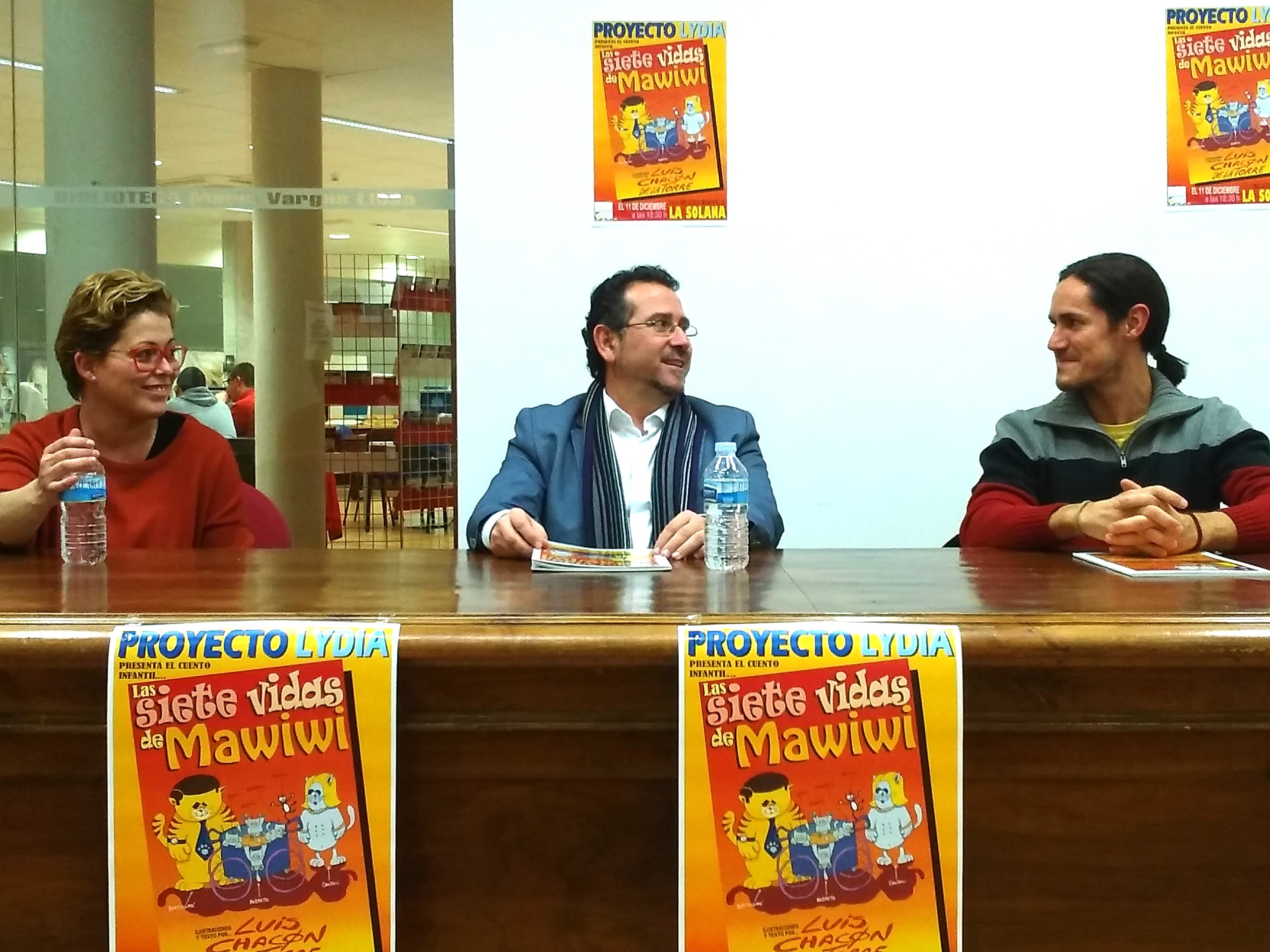 PRESENTACIÓN DE “LAS SIETE VIDAS DE MAWIWI” EN LA SOLANA (Dic-2015).