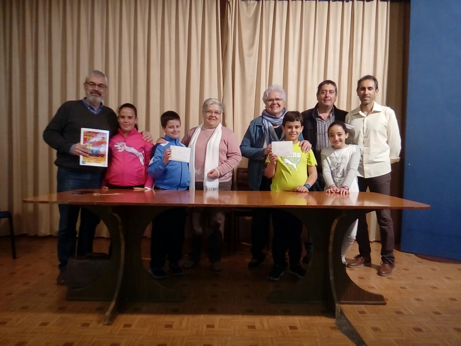 ENTREGA DE 400 € A «NATIVIDAD DE MARÍA»