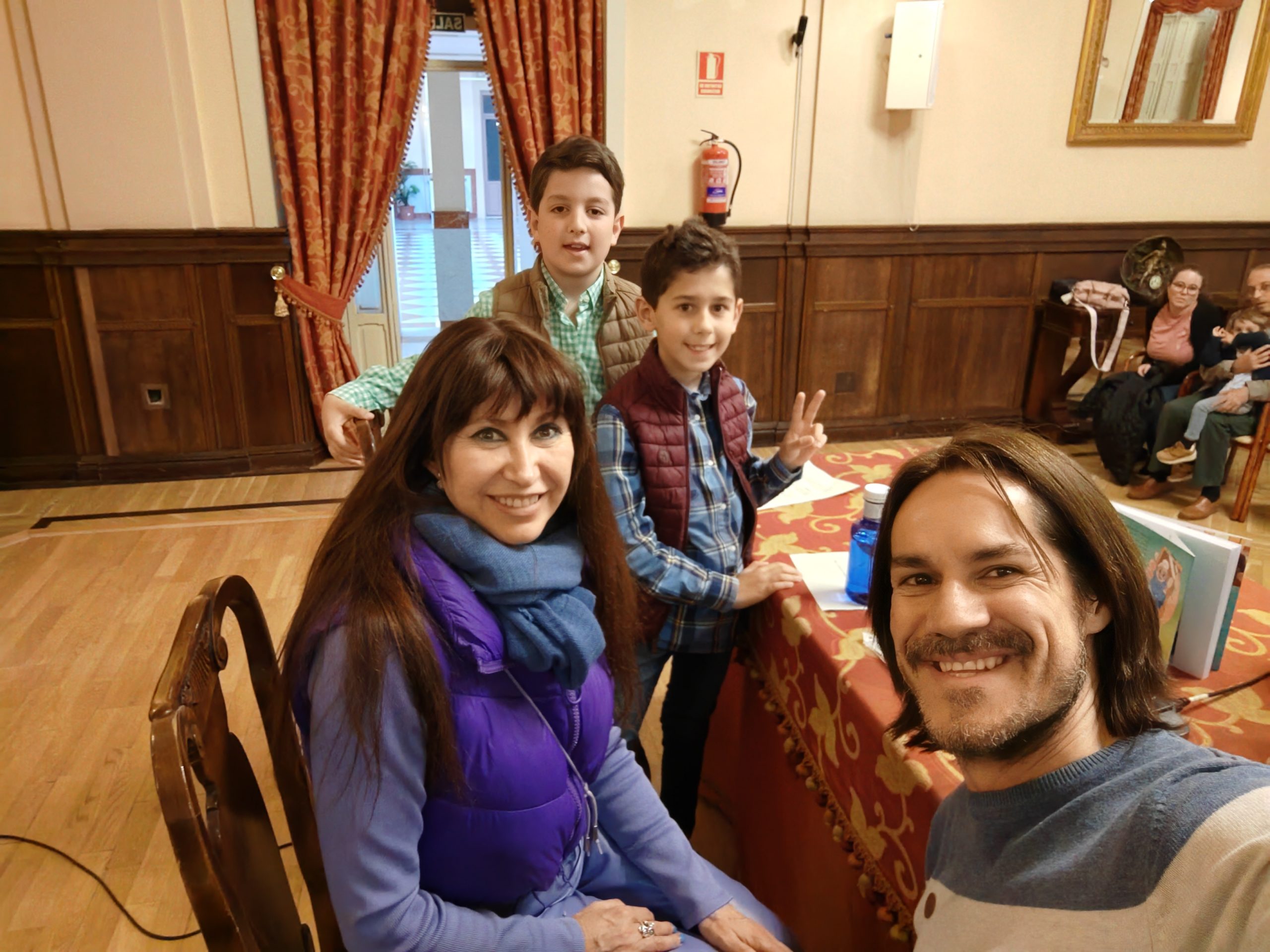 CAMPAÑA DE HUMOR EN CIUDAD REAL A FAVOR DE LA AECC (Mayo-2024).